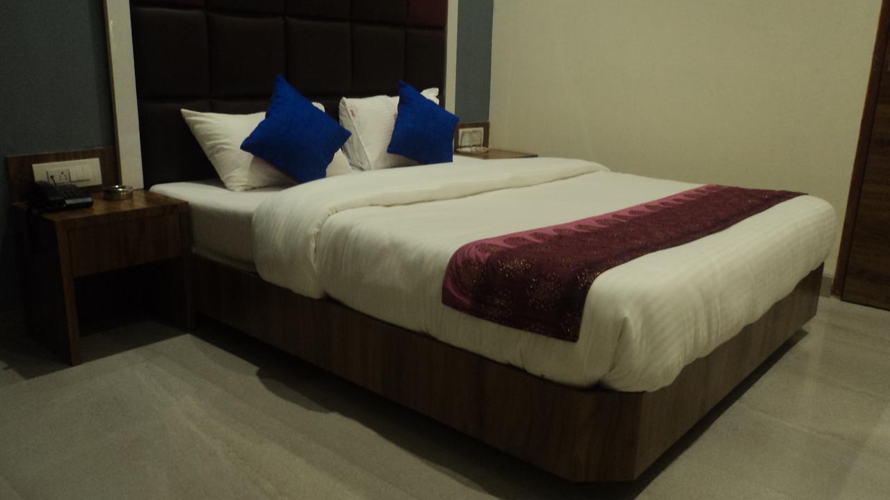 Shree Krishna Paradise Otel Navi Mumbai Dış mekan fotoğraf